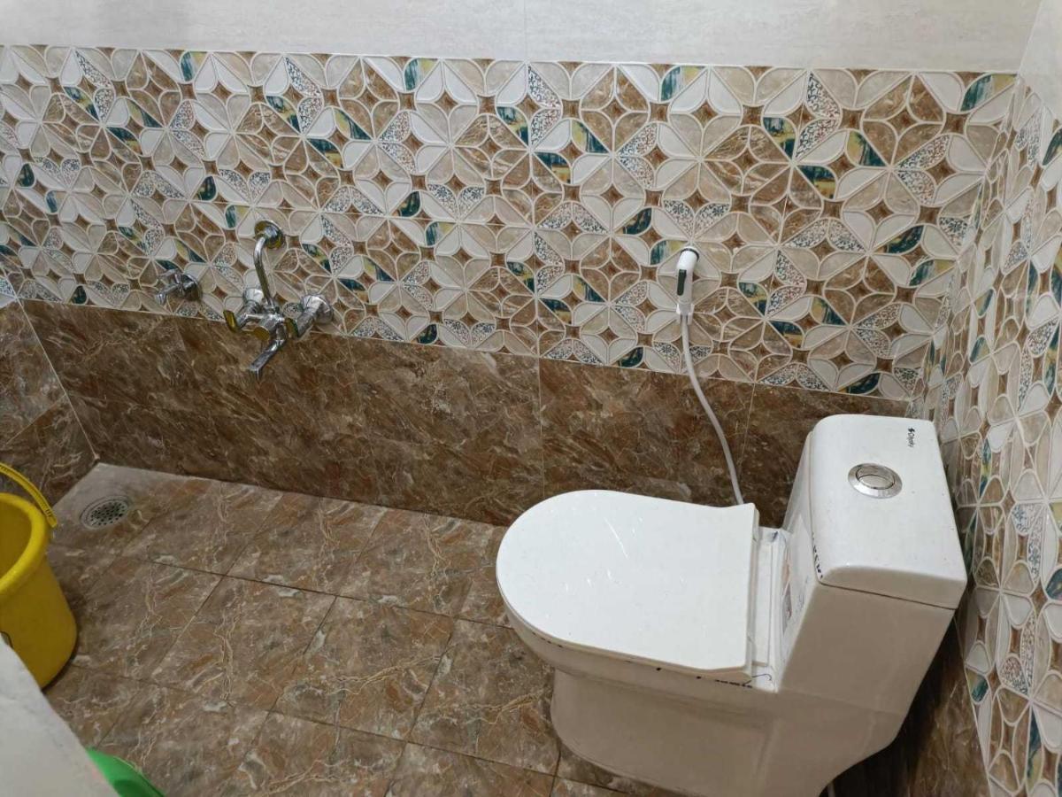 Oyo 8206 K J Residency Hotell Mysore Exteriör bild